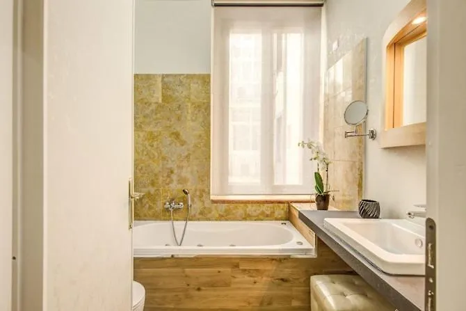 Smart Lux Centro 3*